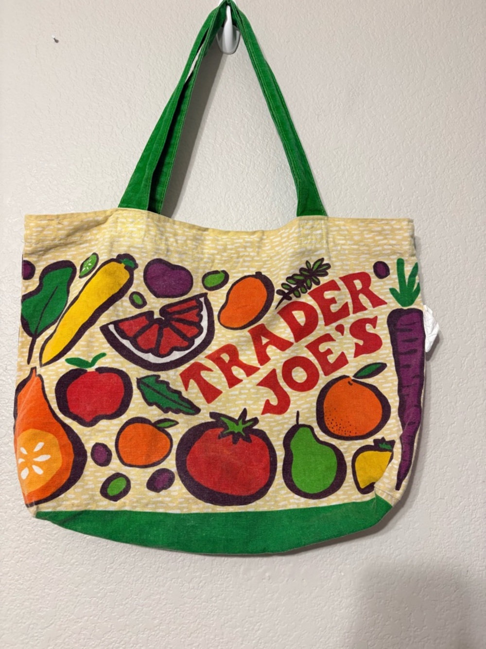 Trader Joe's Reusable Canvas Grocery Tote bag Colorful Fruit & Vegetable Print.